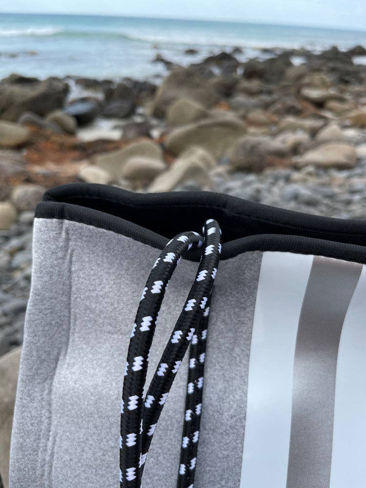 Nakoa The Label - Neoprene Bag - Vegan Tote - 2 Piece Set - Stripe - Grey & Silver