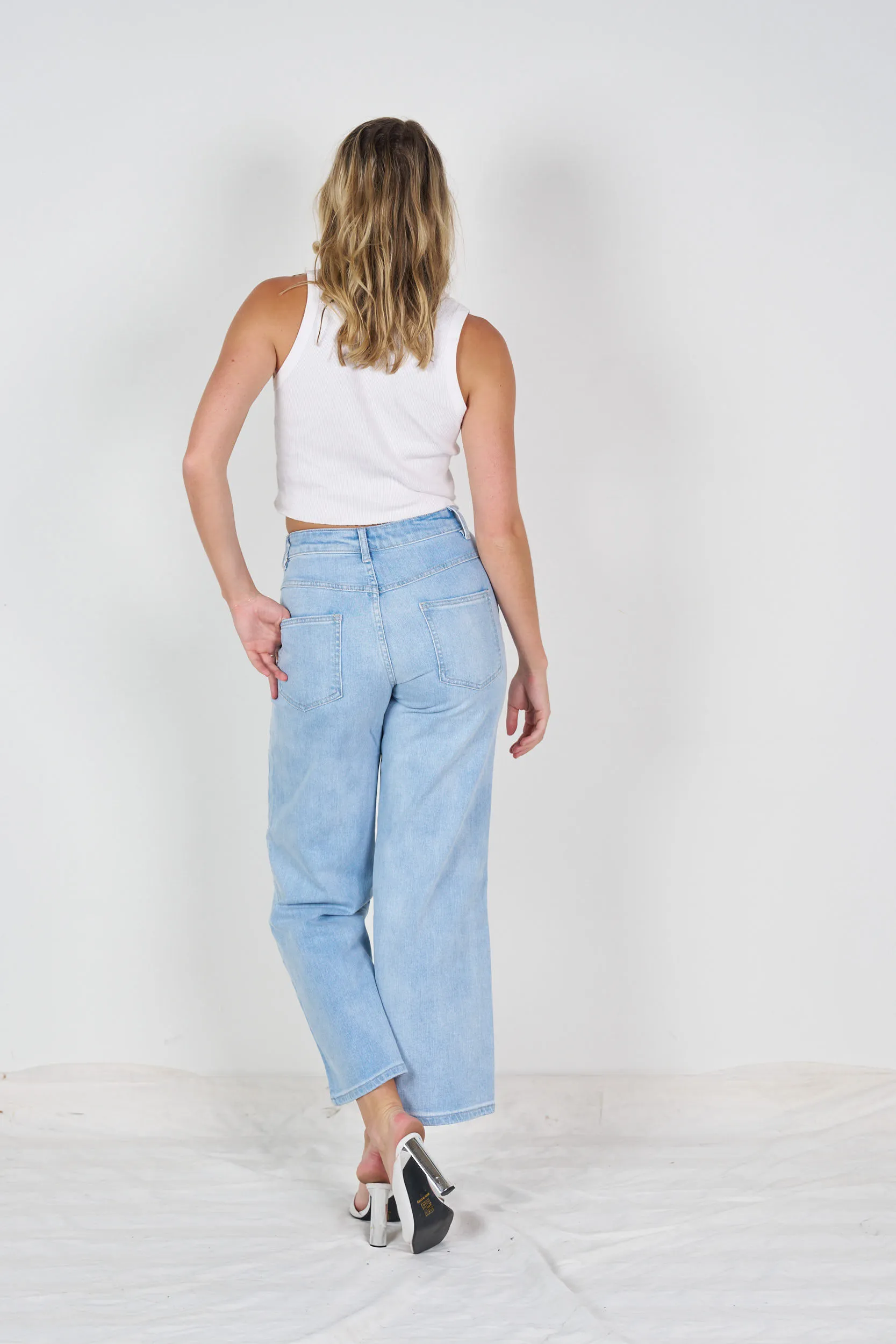 The Straight Leg Jean - Light Blue
