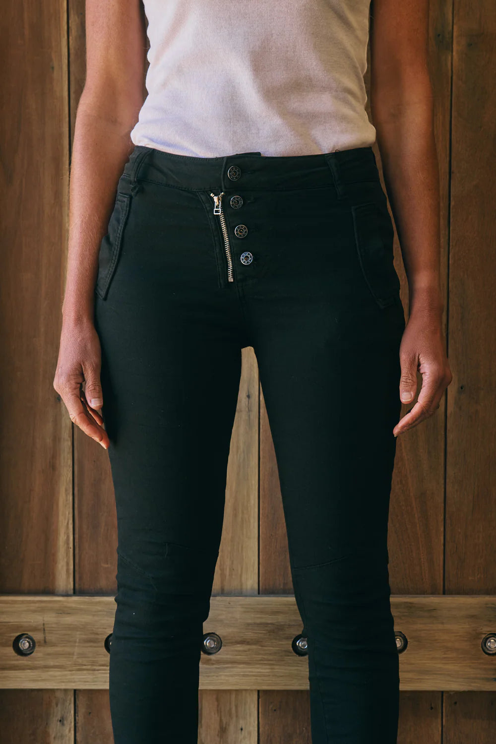Italian Star - Zip/Button Jean - Black