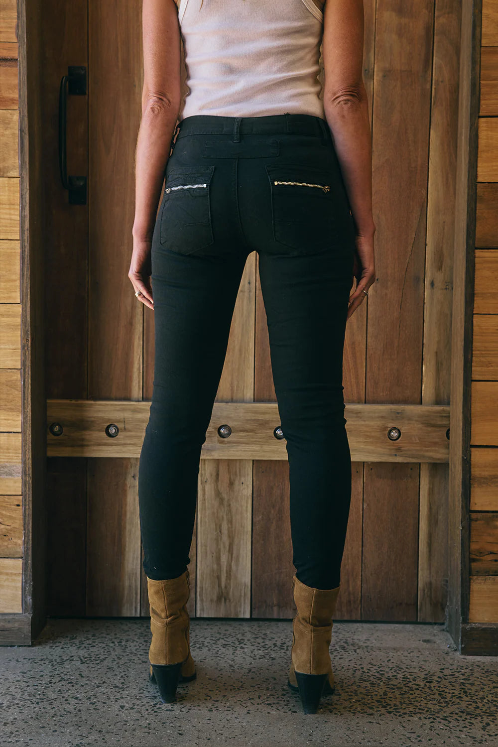 Italian Star - Zip/Button Jean - Black